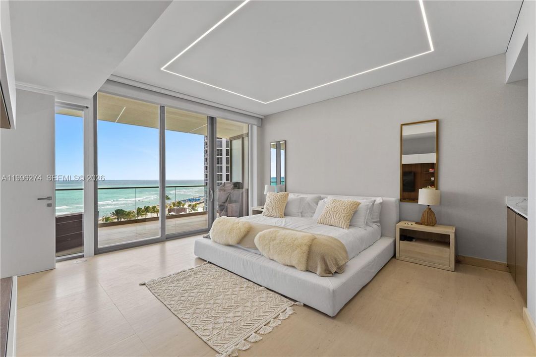 Active With Contract: $24,999 (3 beds, 3 baths, 2271 Square Feet)