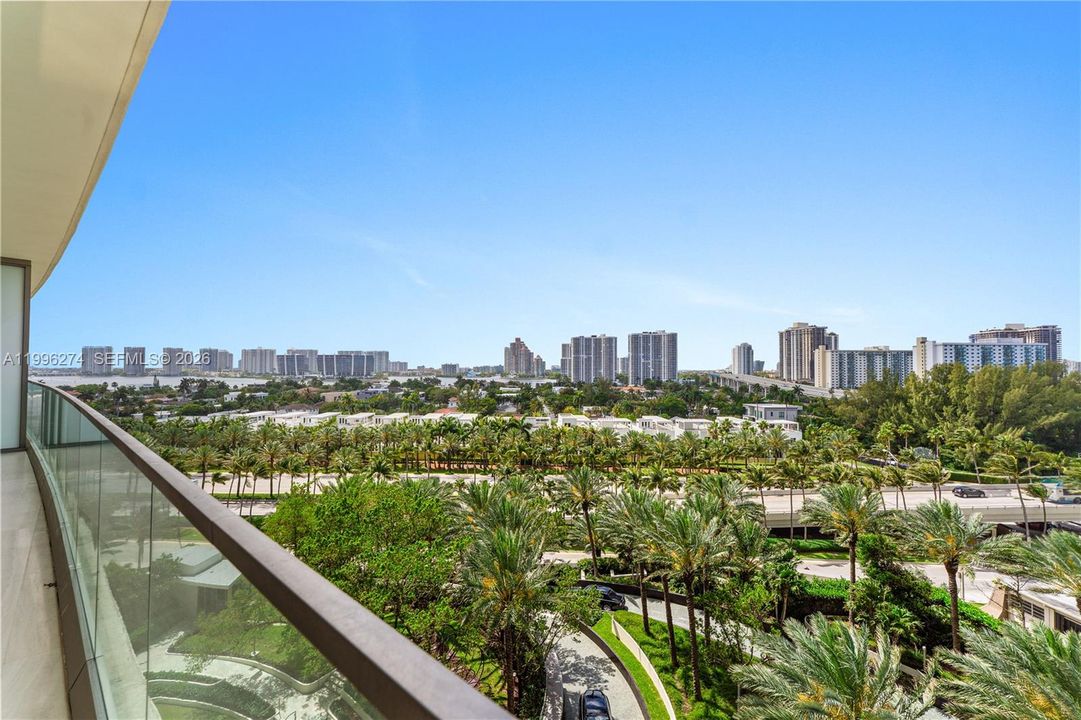 Active With Contract: $24,999 (3 beds, 3 baths, 2271 Square Feet)