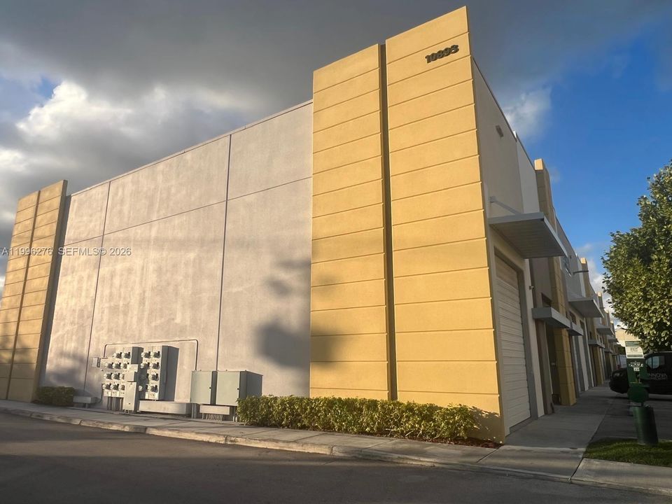En Venta: $685,000 (0 camas, 0 baños, 0 Pies cuadrados)