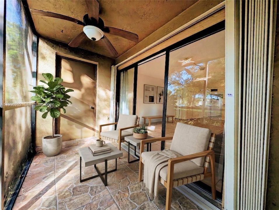 For Sale: $304,500 (2 beds, 2 baths, 1256 Square Feet)