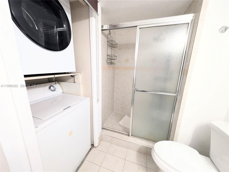 For Sale: $304,500 (2 beds, 2 baths, 1256 Square Feet)