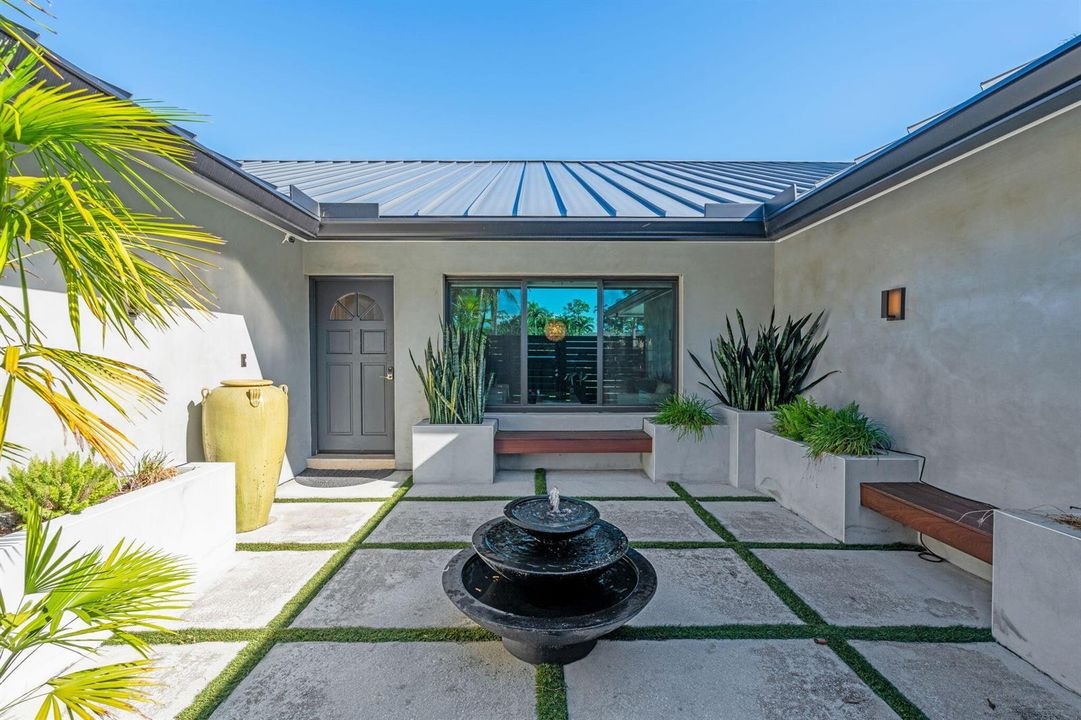 5-web-or-mls-A7401899