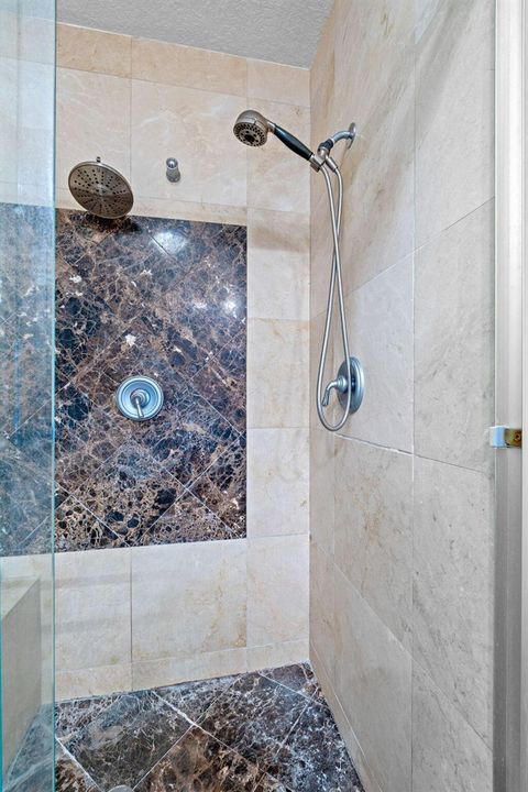 31-web-or-mls-A7402023