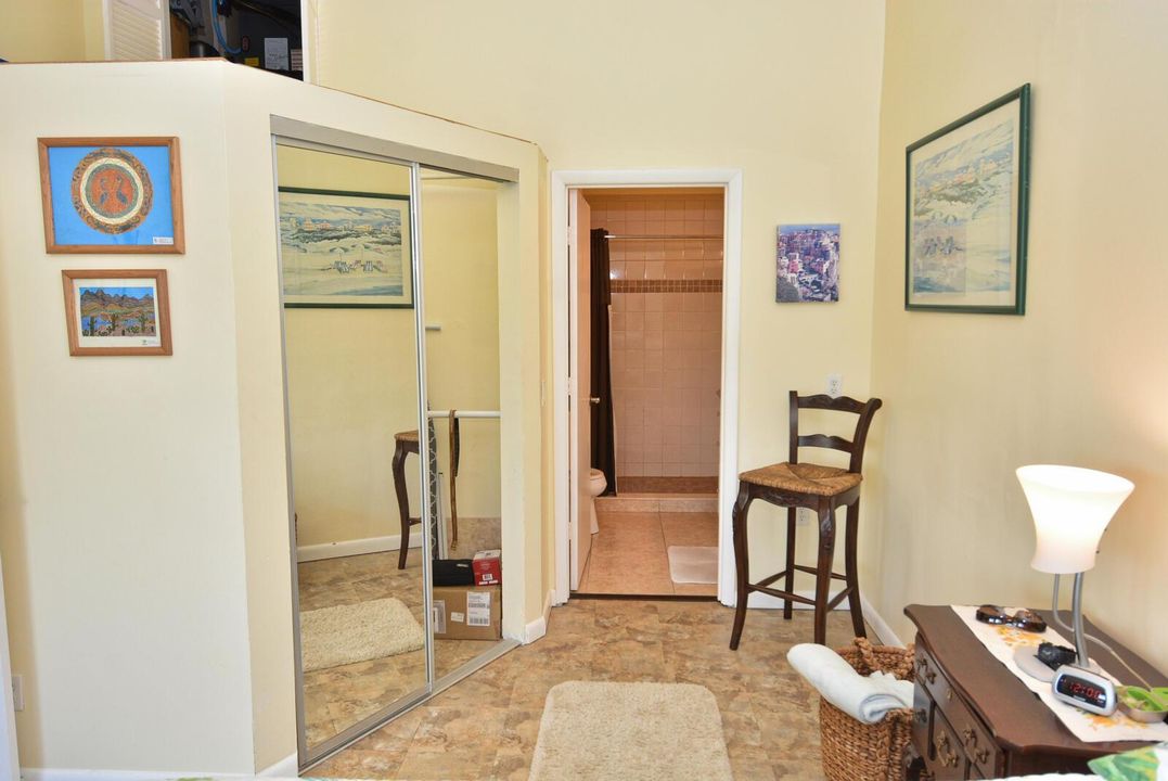 Walk in Closet