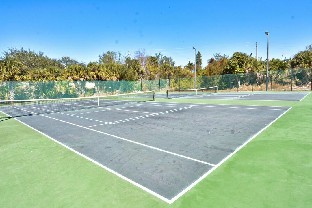 TENNIS/PICKLEBALL