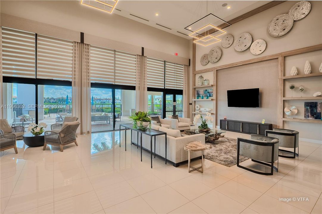 For Sale: $445,000 (2 beds, 2 baths, 1441 Square Feet)