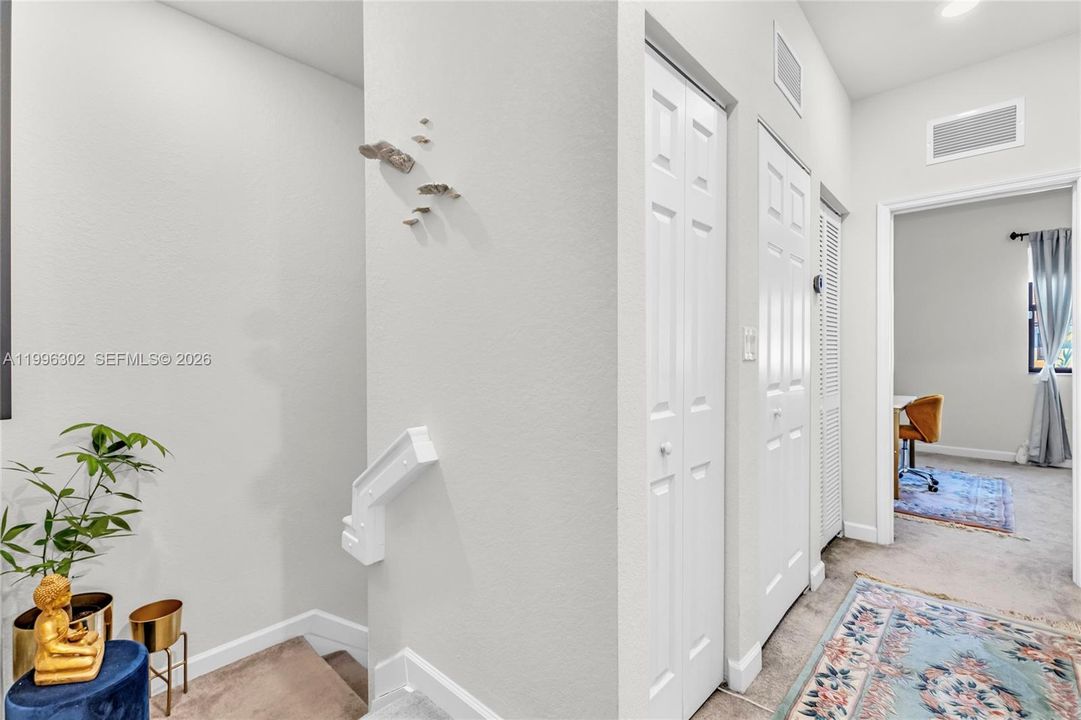 For Sale: $445,000 (2 beds, 2 baths, 1441 Square Feet)