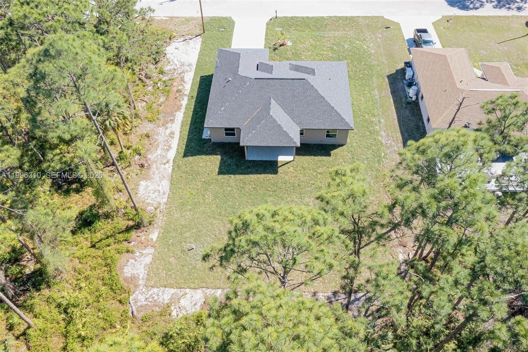 For Sale: $329,900 (3 beds, 2 baths, 1632 Square Feet)