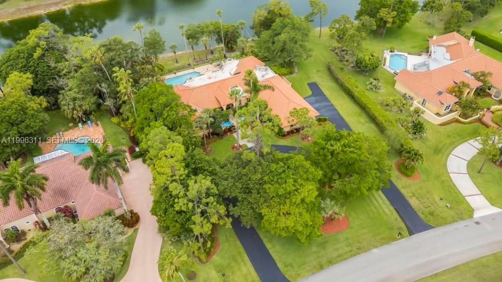 На продажу: $1,799,000 (6 спален, 5 ванн, 3964 Квадратных фут)