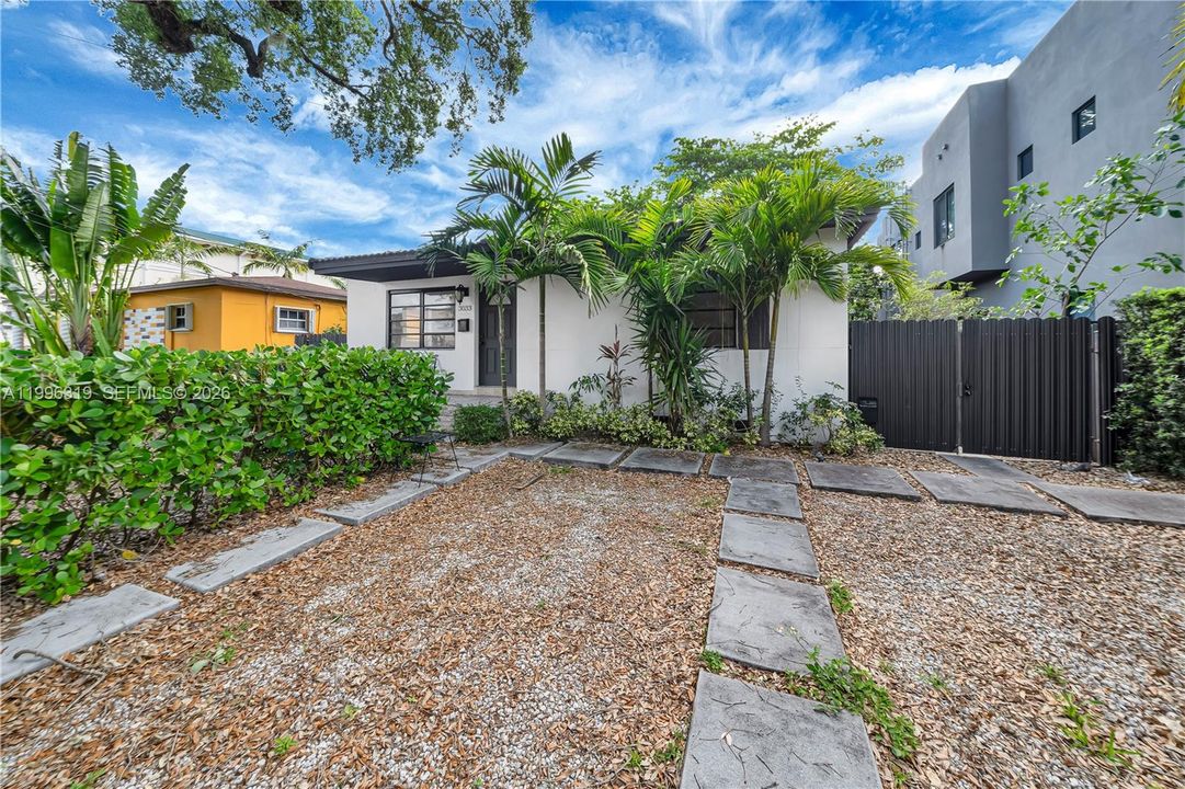For Sale: $1,445,000 (0 beds, 0 baths, 792 Square Feet)