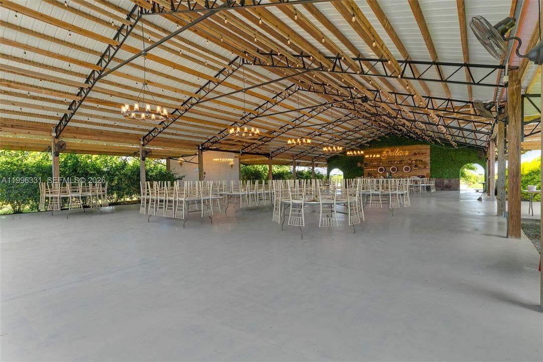 VENUE BEAUTIFUL NORTHREN CALIFORNIA VIBE.