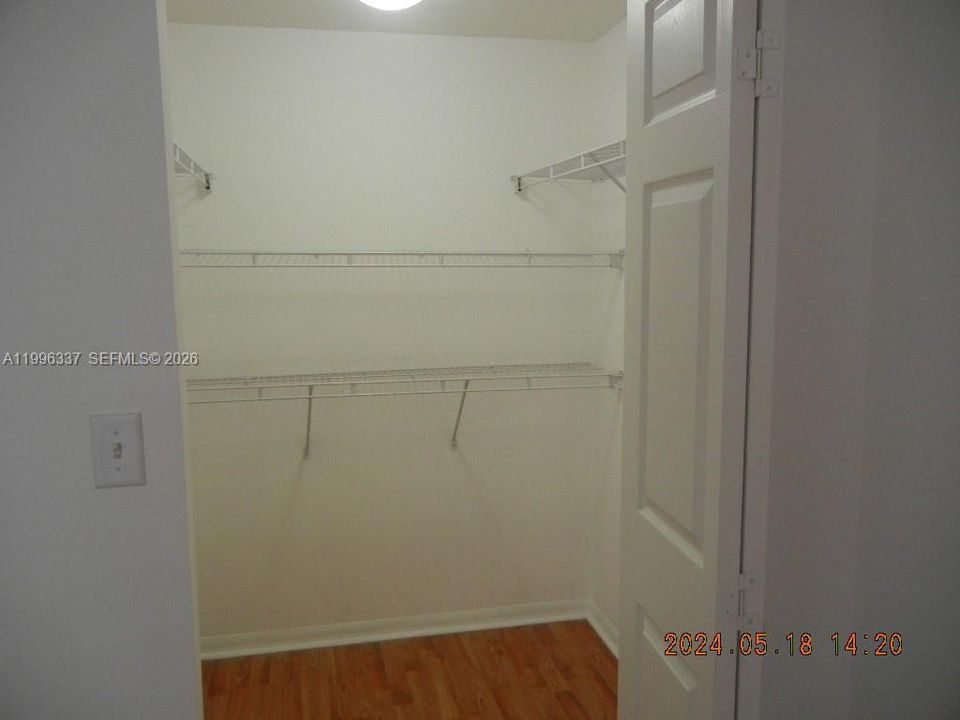 Recientemente alquilado: $2,500 (2 camas, 2 baños, 920 Pies cuadrados)