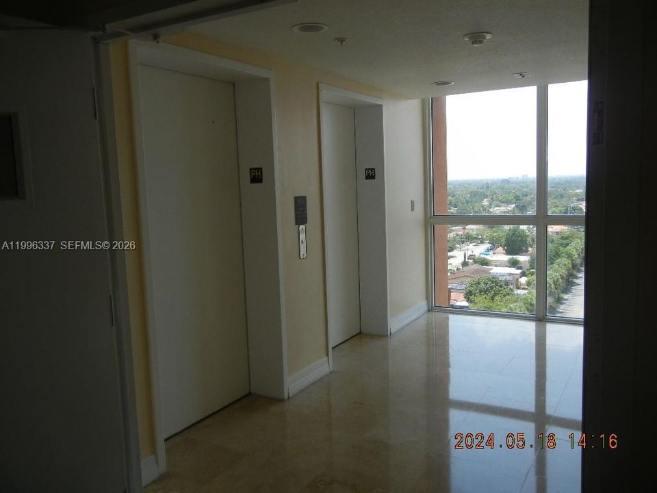 Recientemente alquilado: $2,500 (2 camas, 2 baños, 920 Pies cuadrados)