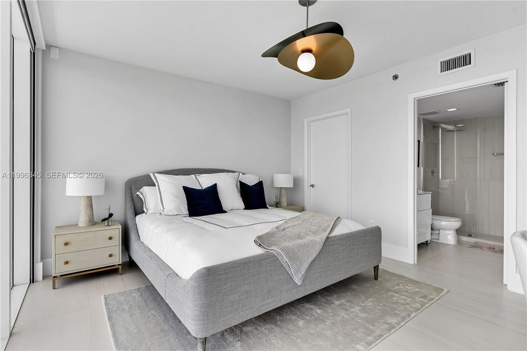 For Rent: $18,500 (3 beds, 3 baths, 2065 Square Feet)