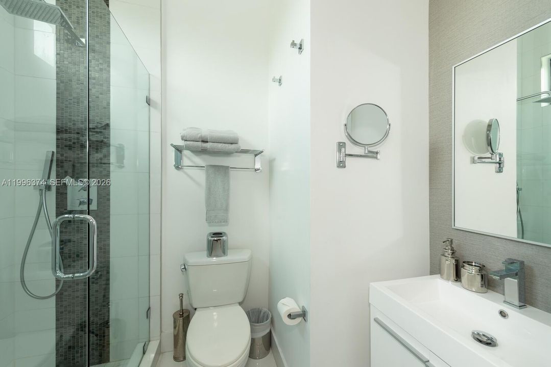 For Sale: $5,950,000 (8 beds, 8 baths, 4673 Square Feet)