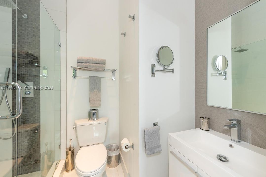For Sale: $5,950,000 (8 beds, 8 baths, 4673 Square Feet)