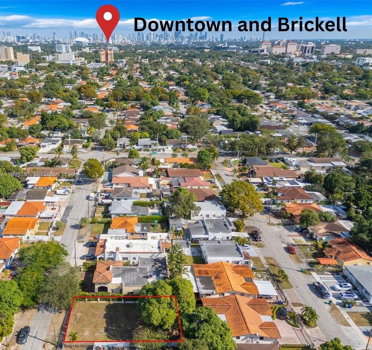 En Venta: $575,000 (0.11 acres)