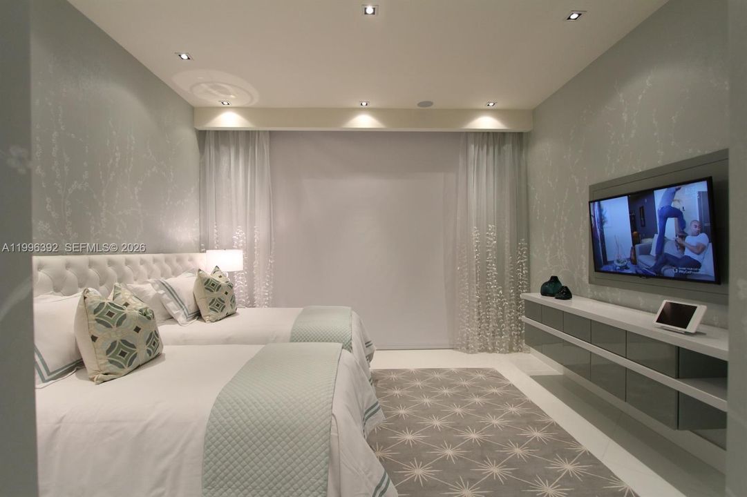 For Sale: $20,000,000 (4 beds, 4 baths, 4515 Square Feet)