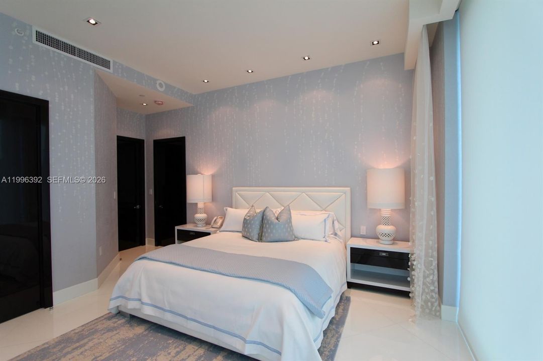 For Sale: $20,000,000 (4 beds, 4 baths, 4515 Square Feet)