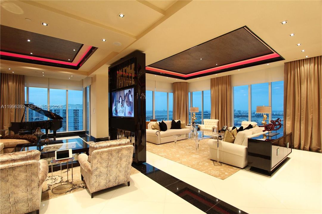 For Sale: $20,000,000 (4 beds, 4 baths, 4515 Square Feet)