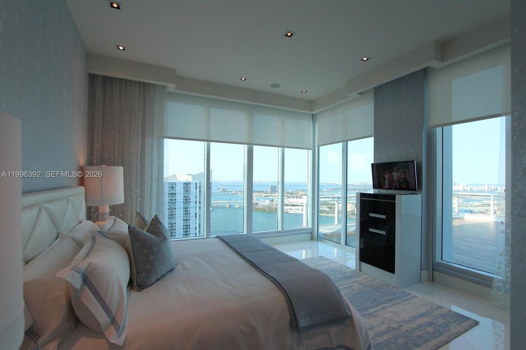 For Sale: $20,000,000 (4 beds, 4 baths, 4515 Square Feet)