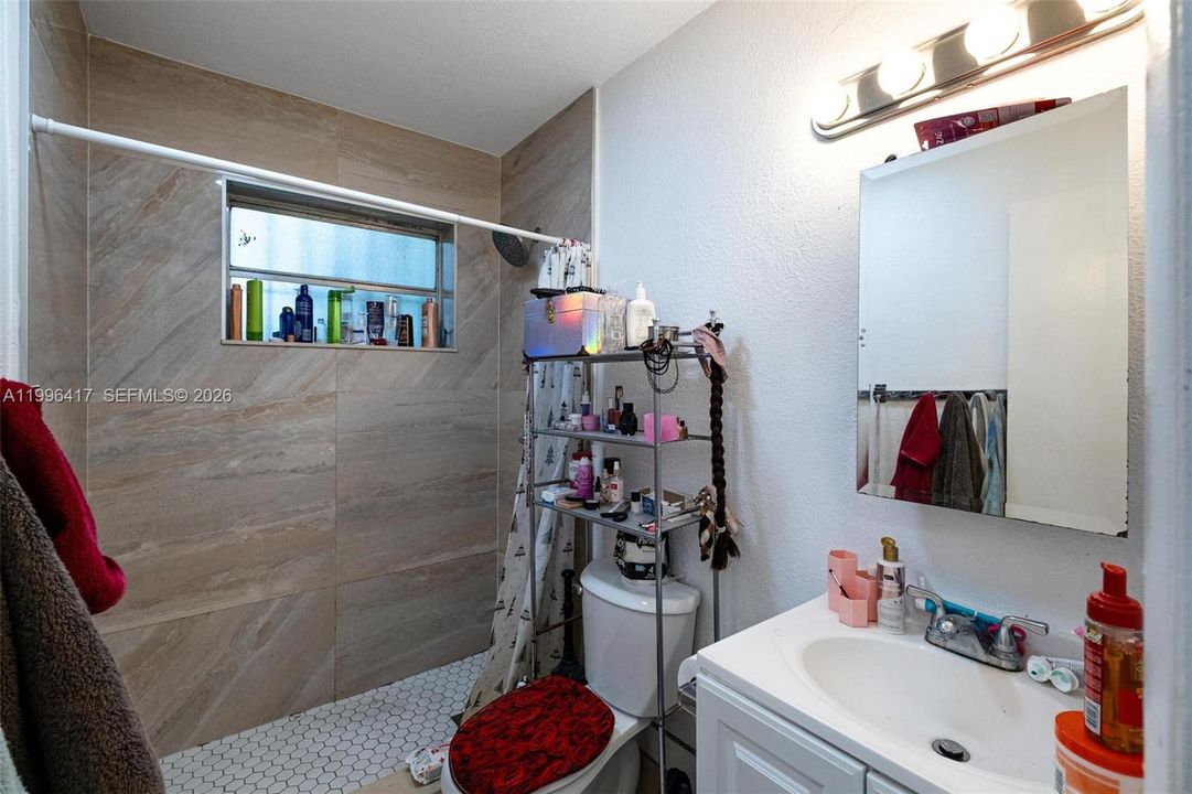 For Sale: $595,000 (0 beds, 0 baths, 1959 Square Feet)