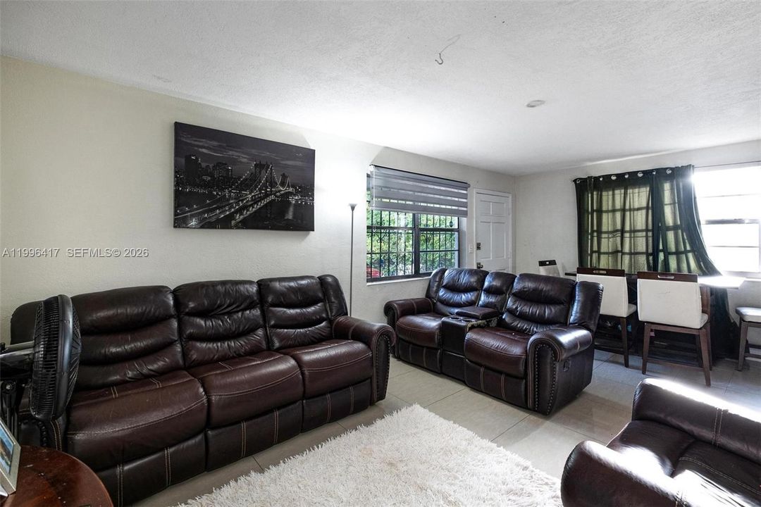 For Sale: $595,000 (0 beds, 0 baths, 1959 Square Feet)