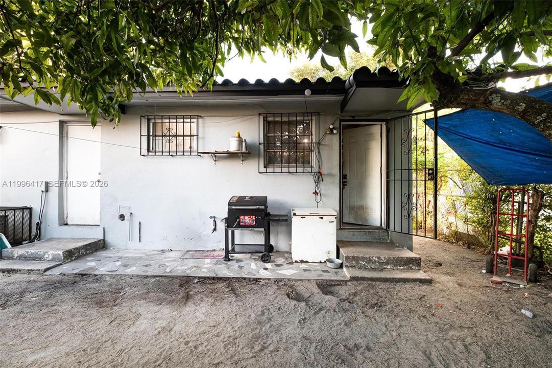 For Sale: $595,000 (0 beds, 0 baths, 1959 Square Feet)