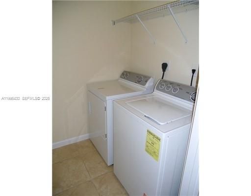Active With Contract: $429,000 (3 beds, 2 baths, 1500 Square Feet)