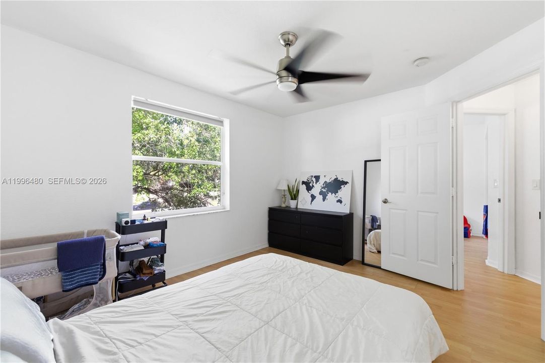 Activo con contrato: $399,995 (3 camas, 2 baños, 1368 Pies cuadrados)