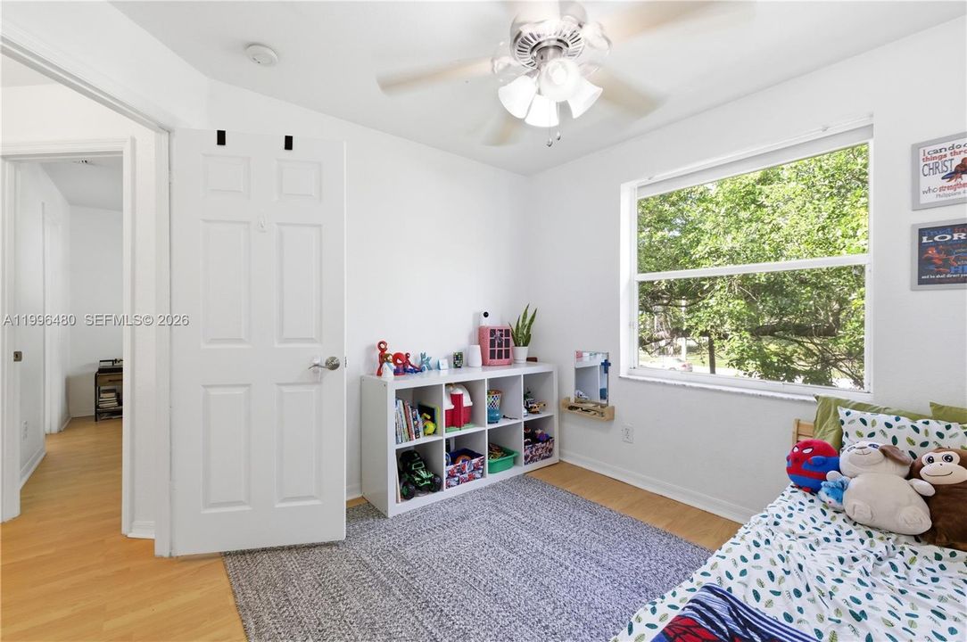 Activo con contrato: $399,995 (3 camas, 2 baños, 1368 Pies cuadrados)