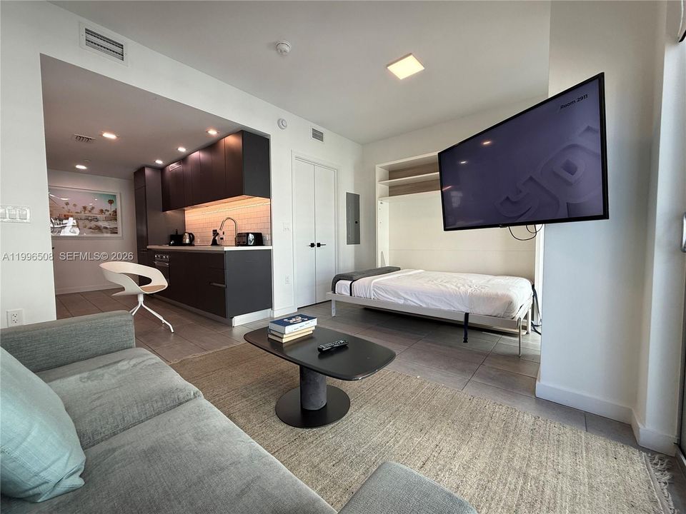 For Sale: $355,000 (0 beds, 1 baths, 446 Square Feet)