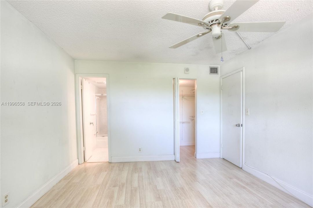 En Venta: $139,900 (2 camas, 2 baños, 920 Pies cuadrados)