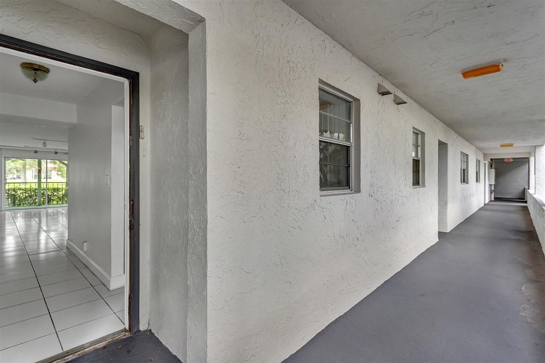 25-121-20260403 - 5860 NW 44St #111