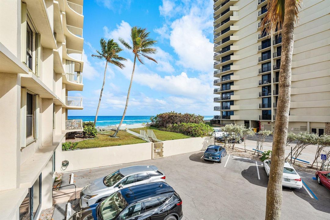023-5480NorthOceanDrive-A1C-RivieraBeach
