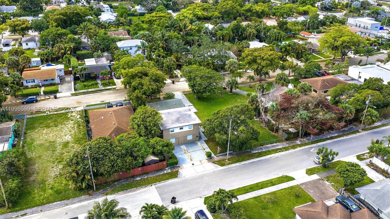 En Venta: $1,150,000 (0 camas, 0 baños, 2418 Pies cuadrados)
