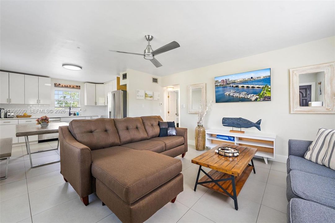 En Venta: $1,150,000 (0 camas, 0 baños, 2418 Pies cuadrados)