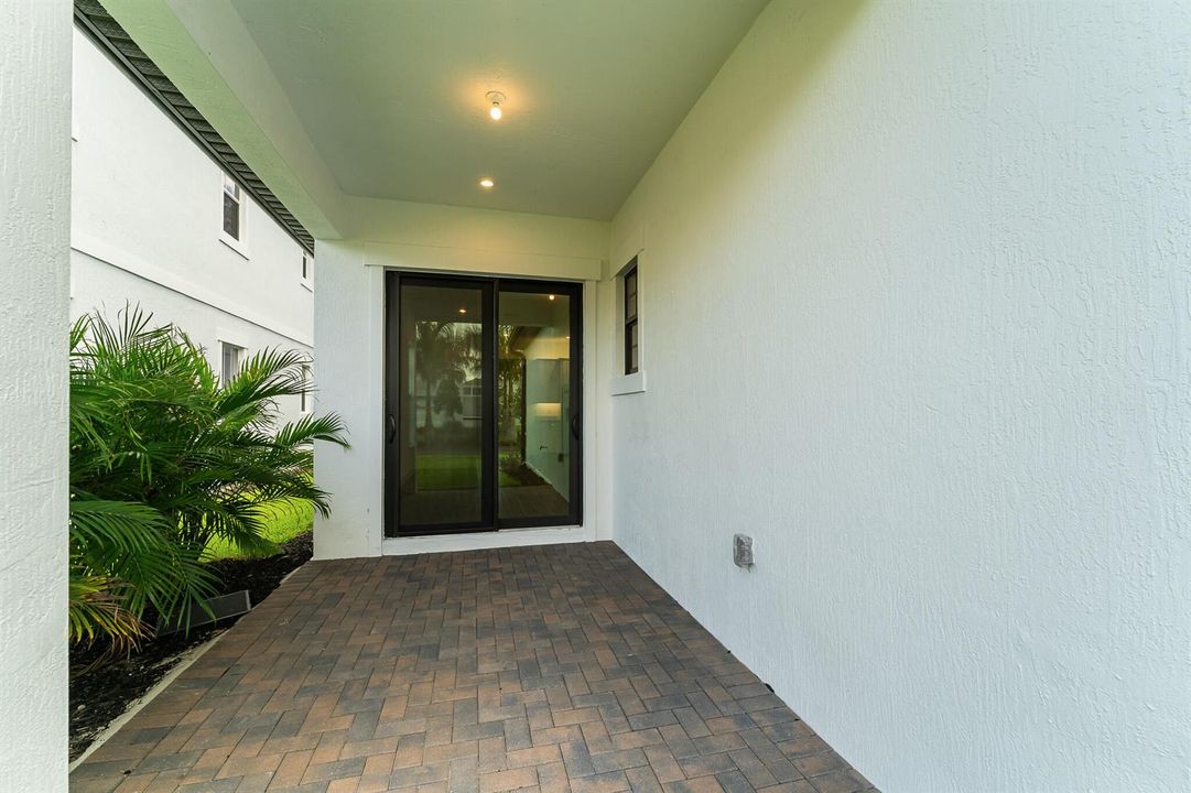 US_SEF_LIVINGSTONE_LOT 217_LANAI