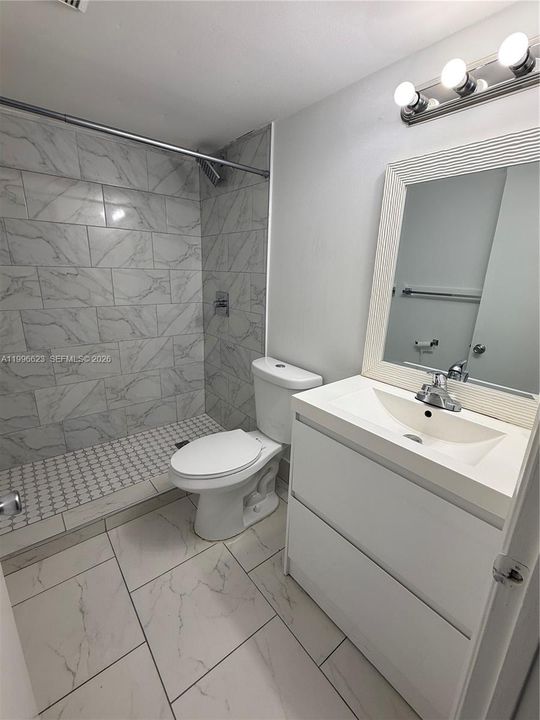 For Sale: $139,900 (2 beds, 1 baths, 954 Square Feet)