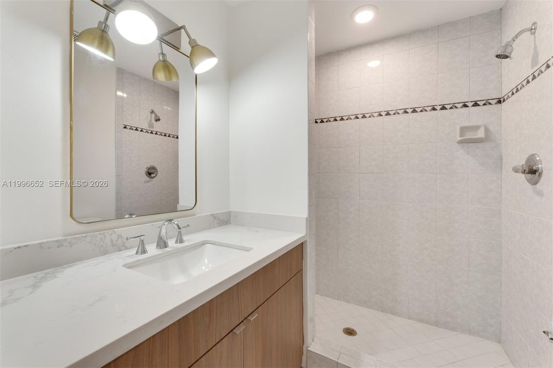 For Sale: $1,995,000 (6 beds, 4 baths, 4459 Square Feet)