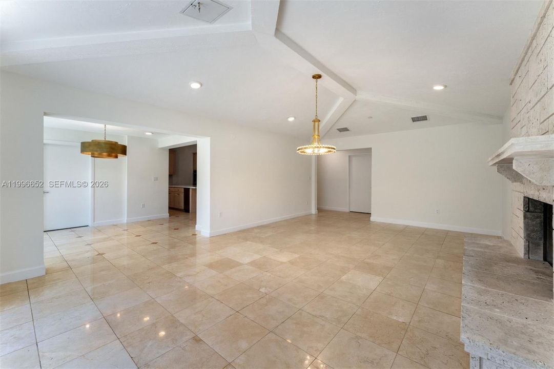 For Sale: $1,995,000 (6 beds, 4 baths, 4459 Square Feet)