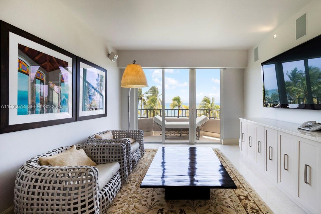 En Venta: $5,100,000 (4 camas, 6 baños, 3254 Pies cuadrados)