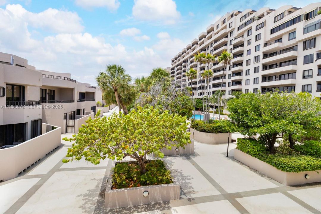 En Venta: $5,100,000 (4 camas, 6 baños, 3254 Pies cuadrados)
