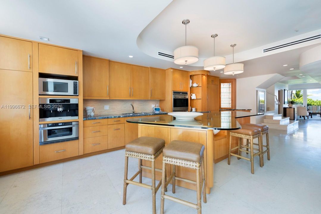 En Venta: $5,100,000 (4 camas, 6 baños, 3254 Pies cuadrados)