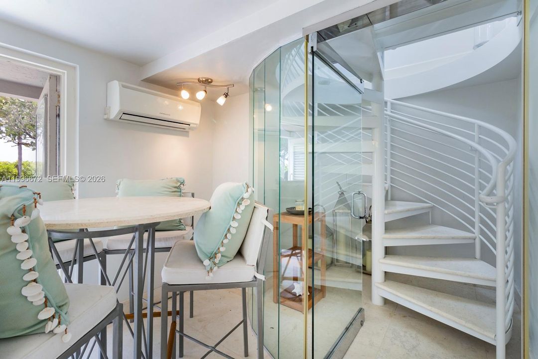 En Venta: $5,100,000 (4 camas, 6 baños, 3254 Pies cuadrados)