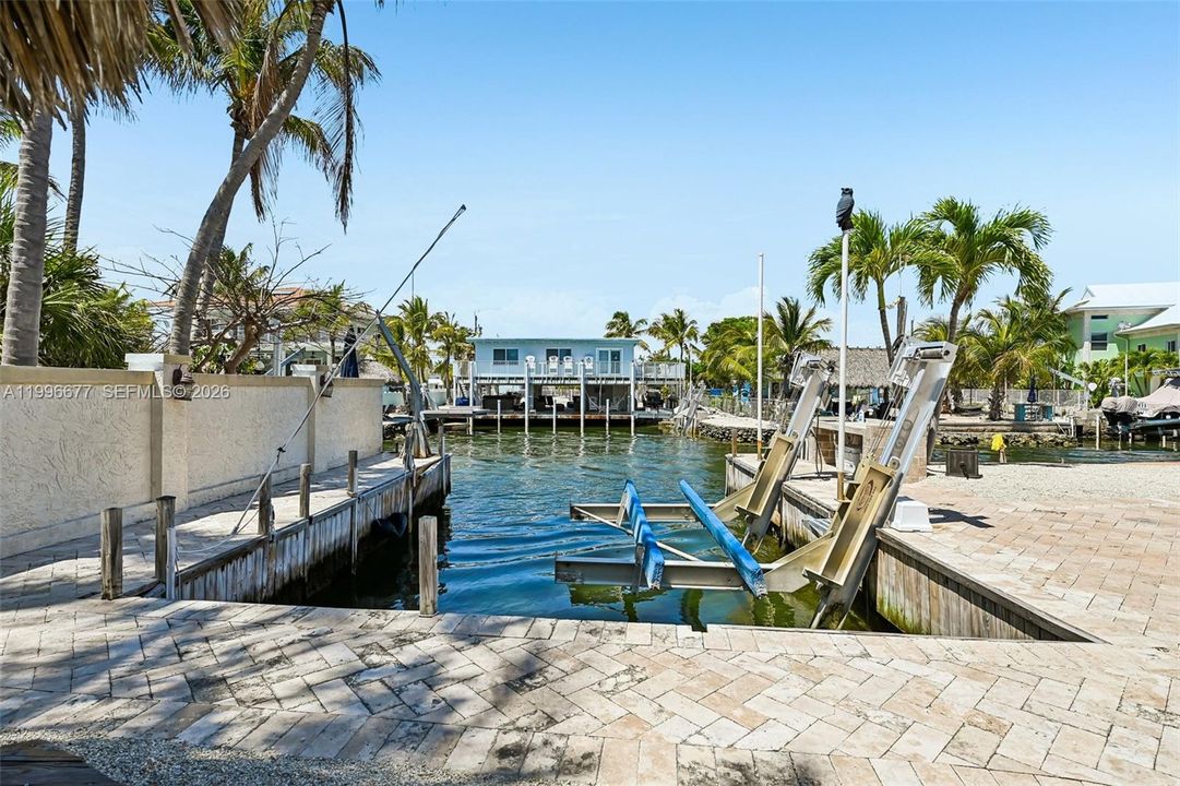 En Venta: $2,290,000 (4 camas, 3 baños, 1500 Pies cuadrados)