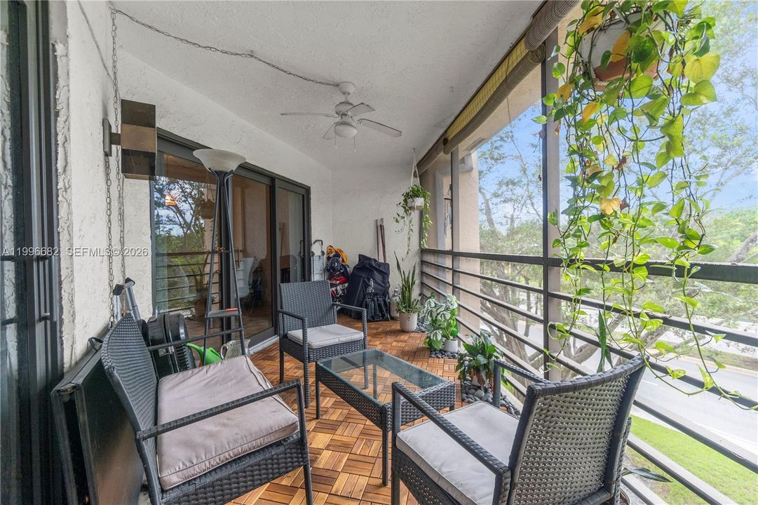 En Venta: $220,000 (2 camas, 2 baños, 1120 Pies cuadrados)