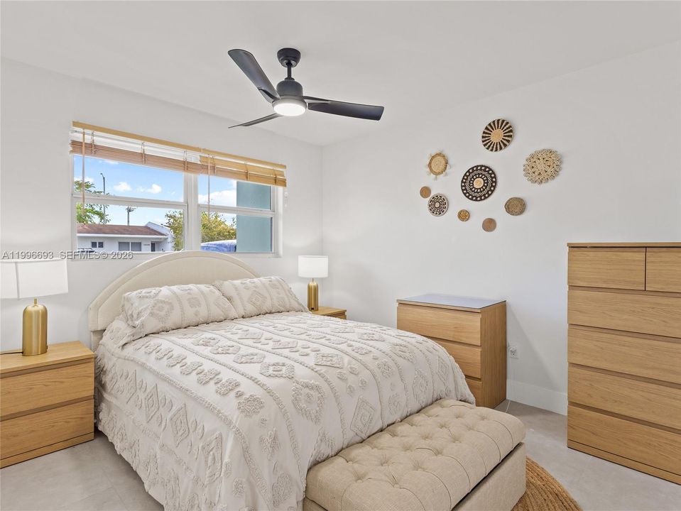 En Venta: $498,000 (2 camas, 1 baños, 824 Pies cuadrados)
