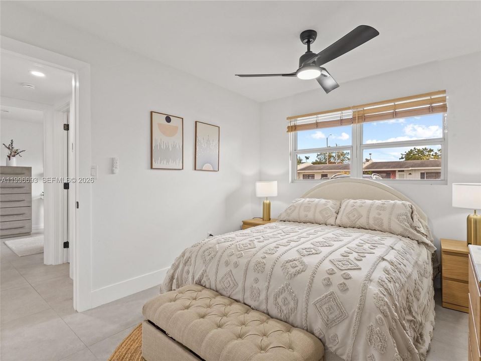 En Venta: $498,000 (2 camas, 1 baños, 824 Pies cuadrados)