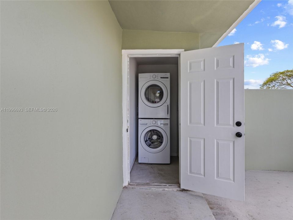 En Venta: $498,000 (2 camas, 1 baños, 824 Pies cuadrados)